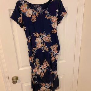 Mid length short sleeved maternity dresses